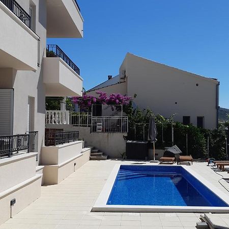 Apartment Lizzi. Trogir Exterior photo