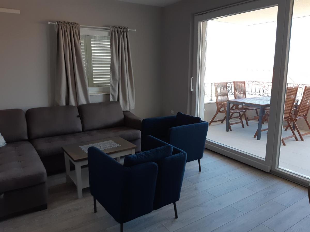 Apartment Lizzi. Trogir Exterior photo