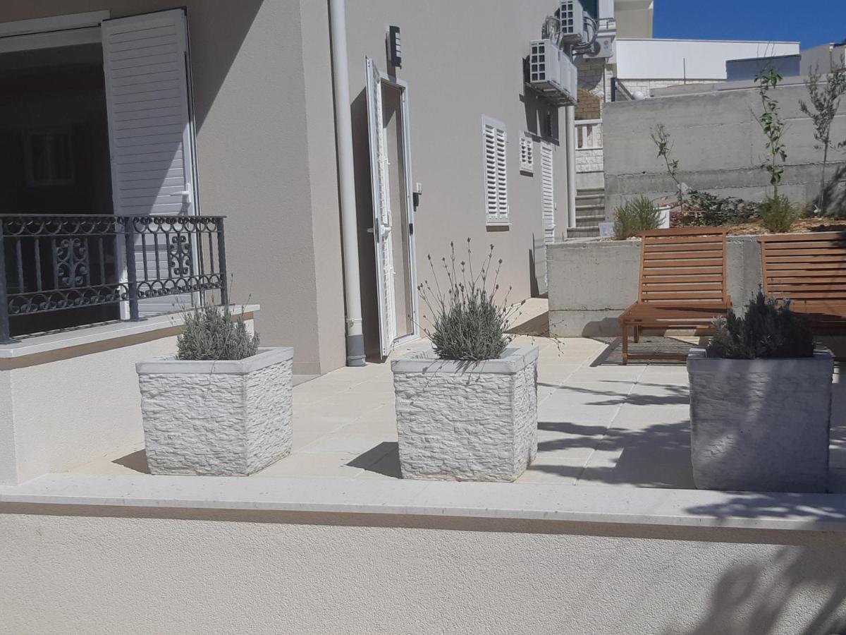 Apartment Lizzi. Trogir Exterior photo