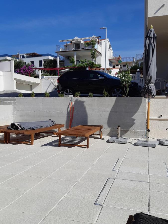 Apartment Lizzi. Trogir Exterior photo